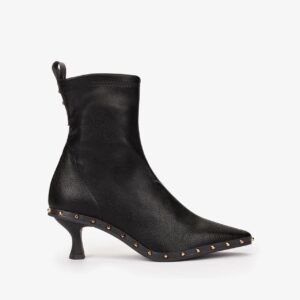 botin tachuelas negro