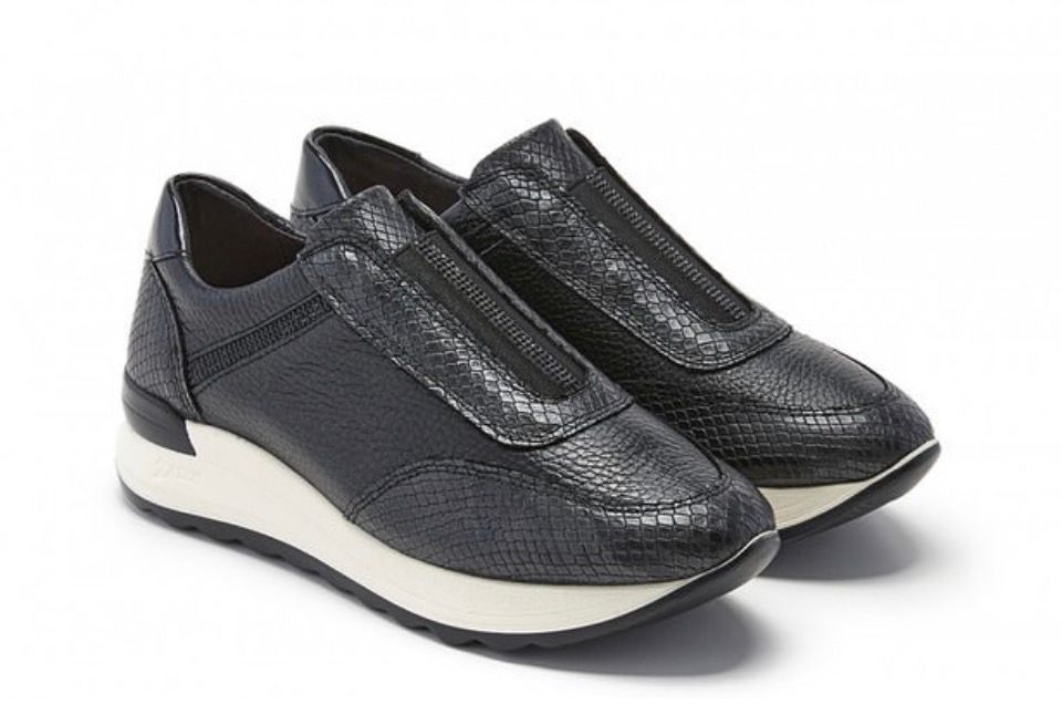 deportivas 24hrs negro